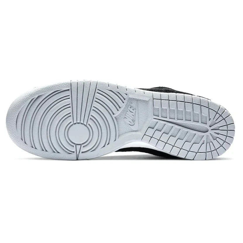 Nike SB x Medicom Toy Dunk Low 'BE@RBRICK'